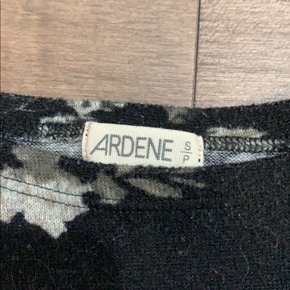 Bundle of Ardene - Picture 3 of 15